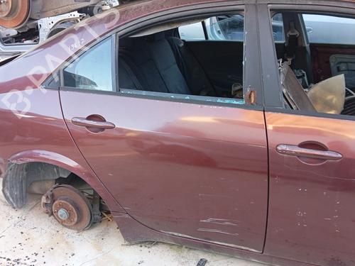 Used Rear right lock NISSAN PRIMERA (P12) 2.2 Di (126 hp) 16228921