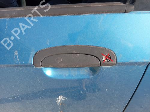 Used Front left exterior door handle HYUNDAI GETZ (TB) 1.1 (63 hp) 27592213