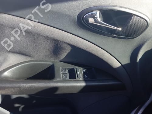 Used Left front window switch SEAT TOLEDO III (5P2) 1.9 TDI (105 hp) 23565810