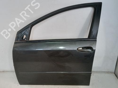 Used Left front door Left front door 37995051 37995051