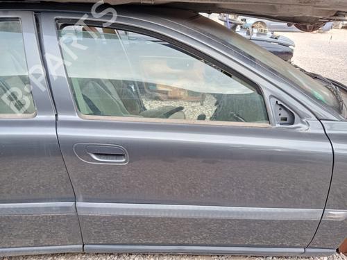 Høyre foran lås VOLVO S60 I (384) 2.4 D (163 hp) 12285281