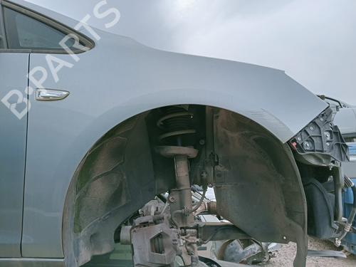 Used Right front fenders OPEL ASTRA J (P10) [2009-2016]  12294620