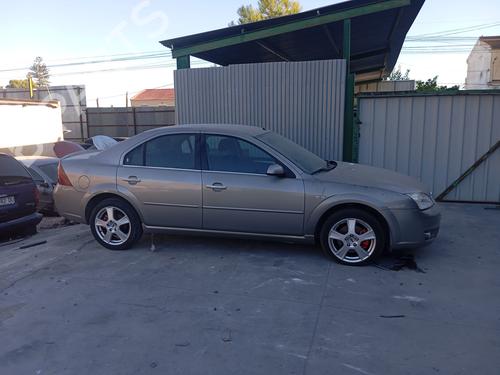 Front bumper FORD MONDEO III (B5Y) 2.0 TDCi | BP31827247C7 