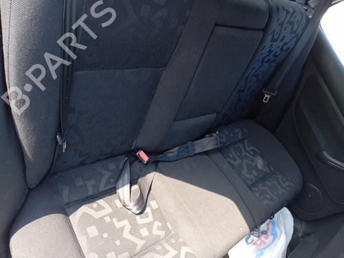 Sikkerhetsbelte bak i midten VW GOLF IV (1J1) 1.6 (100 hp) 26452539