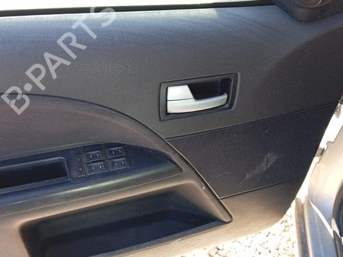 Venstre foran invendig håndtak FORD MONDEO III (B5Y) 2.0 16V TDDi / TDCi (115 hp) 16231044