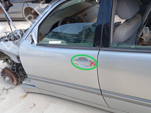 Used Front left exterior door handle MERCEDES-BENZ E-CLASS (W210) E 220 CDI (210.006) (143 hp) 12282864