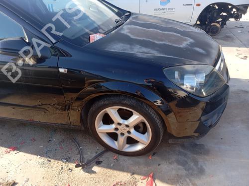 right-front-fenders-opel-astra-h-a04-2004-2005-2006-2007-2008-2009-2010-2011-2012-2013-2014-30577651 main image