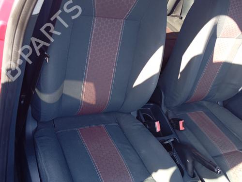 Stol høyre foran FORD FIESTA VI (CB1, CCN) 1.6 TDCi (90 hp) 24203630