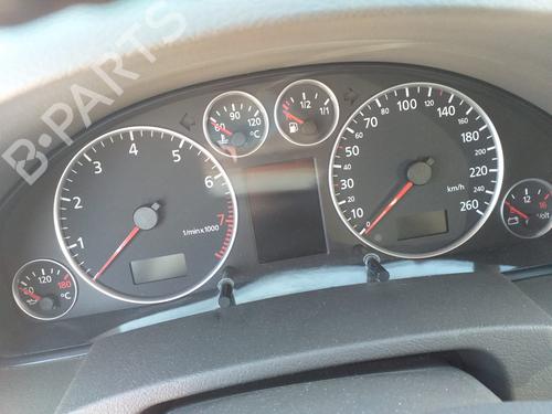 Højre forlygte AUDI A6 C5 Avant (4B5) 2.4 | BP26643201C29 