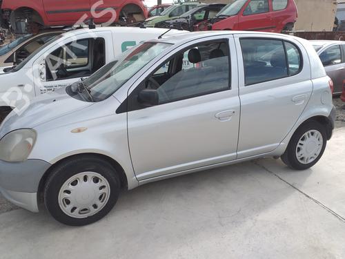 Türgriff hinten links außen für TOYOTA YARIS (_P1_) 1.0 (SCP10_, SCP10R) (68 hp) 16237497