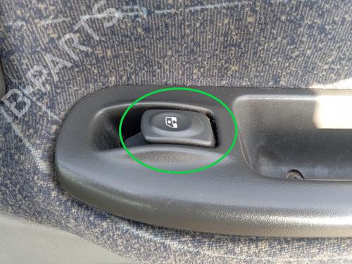 Fensterheberschalter rechts vorne für RENAULT SCÉNIC I MPV (JA0/1_, FA0_) 1.9 dTi (JA1U) (80 hp) 28478127