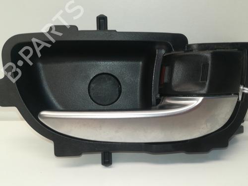 Used Front right interior door handle TOYOTA AURIS (_E18_) 1.8 Hybrid (ZWE186_, ZWE186R) (136 hp) 13618930