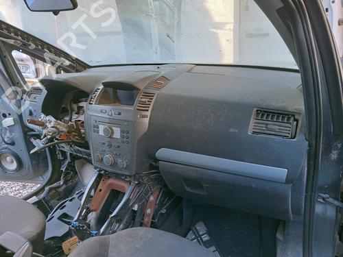 Used Passenger airbag OPEL ZAFIRA / ZAFIRA FAMILY B (A05) 1.9 CDTI (M75) (120 hp) 25119953
