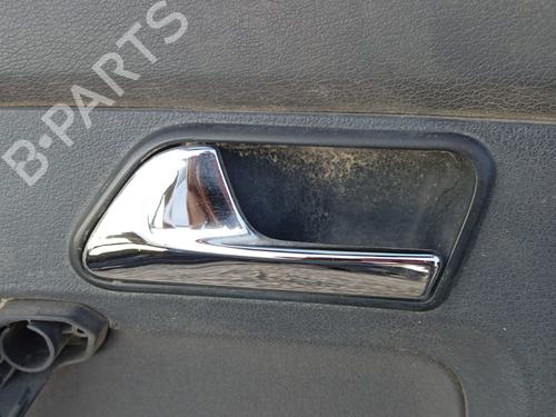 Venstre bak invendig håndtak VW TOURAN (1T1, 1T2) [2003-2010]  12295699
