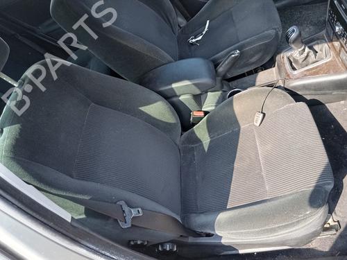 Used Front right seatbelt FORD MONDEO III Turnier (BWY) 2.0 16V (146 hp) 22210249
