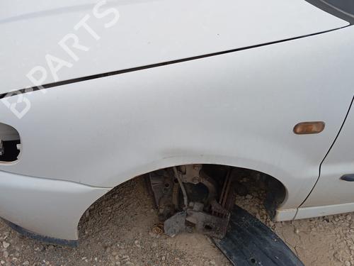 Used Left front fenders VW POLO III (6N1) 50 1.0 (50 hp) 16232649