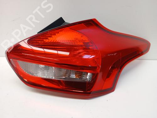 Used Right taillight Right taillight FORD FOCUS III 1.0 EcoBoost (125 hp) 35813894 35813894