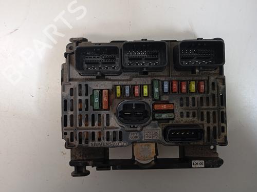 Used Fuse box Fuse box CITROËN C4 I (LC_) [2004-2014] 33689006 33689006