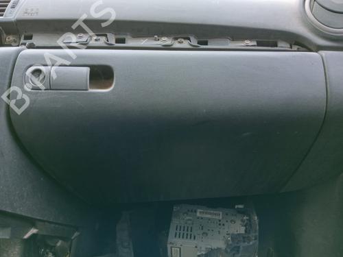 Handskerum MAZDA 3 Saloon (BK) 1.6 DI Turbo (BK12Y) (109 hp) 12277421