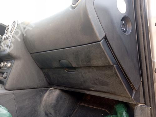 Used Glove box NISSAN QASHQAI I (J10, NJ10) 1.5 dCi (110 hp) 25205715