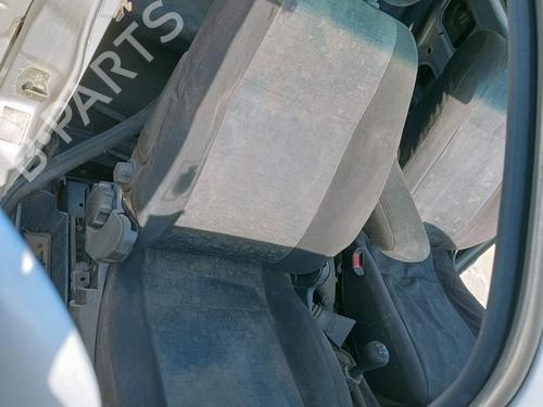 Used Right front seat OPEL ZAFIRA A MPV (T98) 2.0 DI 16V (F75) (82 hp) 17227379