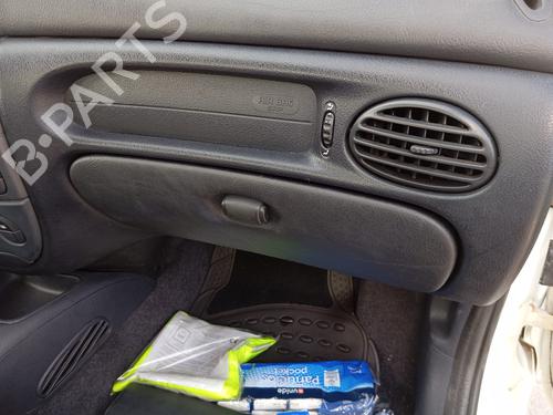 Glove box RENAULT MEGANE I (BA0/1_) 1.4 16V (BA0D, BA1H, BA0W, BA10) BP28478058C95