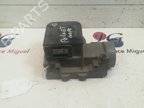 Used Mass air flow sensor VW POLO II (86C, 80) [1981-1994]  10390736
