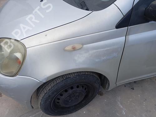 left-front-fenders-toyota-yaris-_p1_-1999-2000-2001-2002-2003-2004-2005-31573330 main image