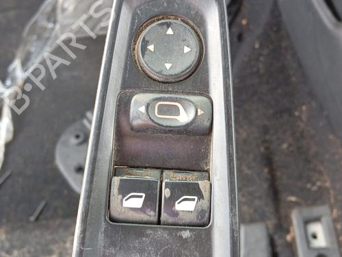 Used Left front window switch CITROËN C4 I (LC_) [2004-2014]  26331534