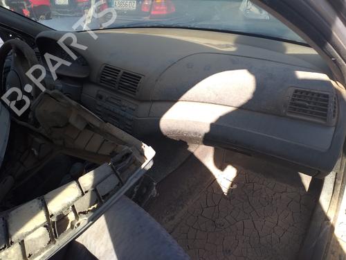 Instrumentbræt BMW 3 (E46) 320 d (136 hp) 17360791