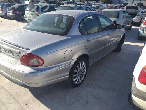 Front right lock JAGUAR X-TYPE I (X400) 2.0 D (130 hp) 17229959