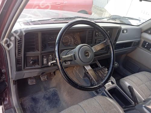 Instrumentbræt JEEP CHEROKEE (XJ) 2.5 i 4x4 (122 hp) 23258650