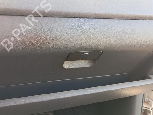 Used Glove box VW POLO (9N_, 9A_) 1.4 TDI (80 hp) 12288765