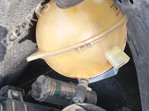 Used Expansion tank VW GOLF IV (1J1) 1.9 TDI (110 hp) 21064721