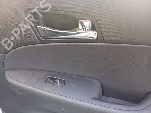 Used Right rear window switch HYUNDAI i30 (FD) [2007-2012]  22413736