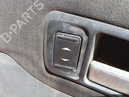 Used Right front window switch FORD FOCUS II (DA_, HCP, DP) [2004-2013]  22627547