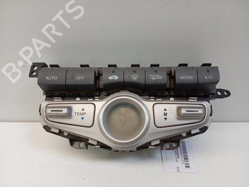 Used Climate control HONDA JAZZ II (GD_, GE3, GE2) 1.3 iDSi (GD1) (83 hp) 12290164