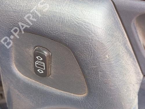 Used Right rear window switch MERCEDES-BENZ E-CLASS (W210) E 300 Turbo-D (210.025) (177 hp) 24366276