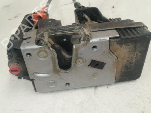 Høyre bak lås OPEL ZAFIRA A MPV (T98) 2.0 DI 16V (F75) (82 hp) 15619200