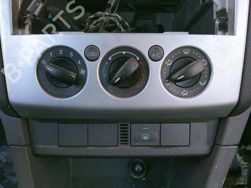 Comando chauffage FORD FOCUS II (DA_, HCP, DP) 2.0 TDCi (136 hp) 22635895