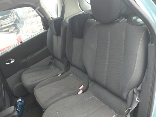 Used Rear right seatbelt RENAULT SCÉNIC II (JM0/1_) [2003-2010]  25851733