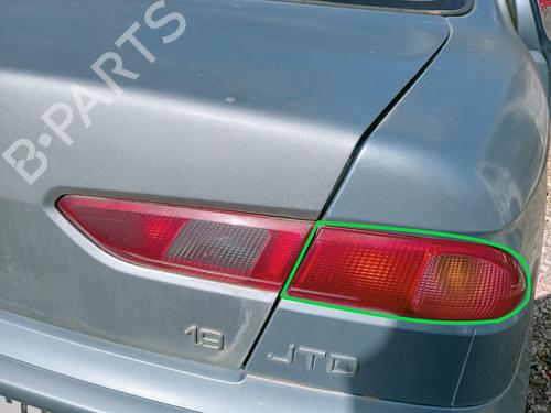 Høyre baklys ALFA ROMEO 156 (932_) 1.9 JTD (932.A2B00, 932.A2C00) (115 hp) 24659479