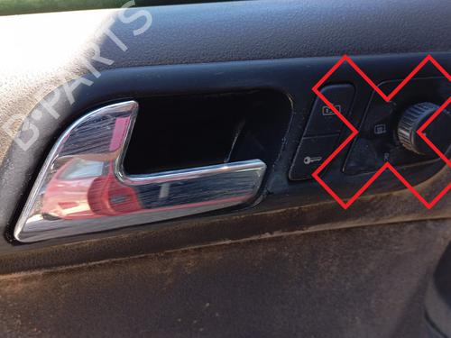 Used Front left interior door handle VW POLO (9N_, 9A_) 1.4 16V (75 hp) 12274541