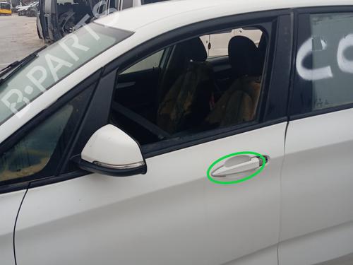 Used Front left exterior door handle BMW 2 Active Tourer (F45) 216 d (116 hp) 23406111
