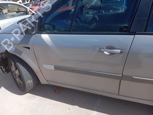 Used Left front door RENAULT SCÉNIC II (JM0/1_) [2003-2010]  25862925