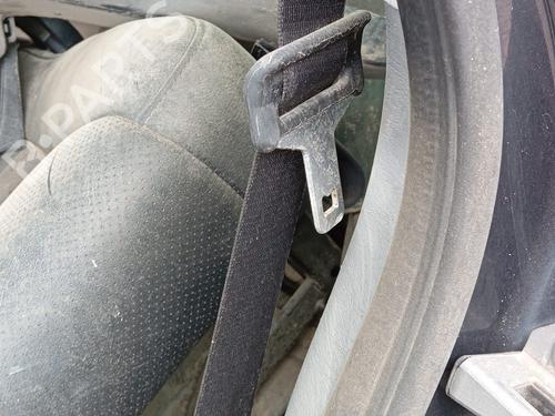 Sikkerhedssele bag venstre MERCEDES-BENZ M-CLASS (W163) ML 270 CDI (163.113) (163 hp) 16961256