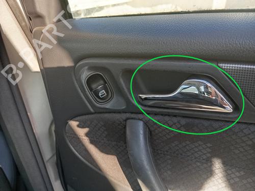 Højre bagtil invendig håndtag MERCEDES-BENZ C-CLASS (W203) [2000-2007]  29316468