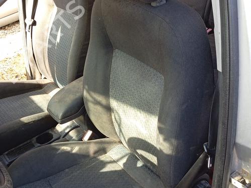 Used Left front seat FORD MONDEO III Saloon (B4Y) 2.0 16V TDDi / TDCi (115 hp) 16236748