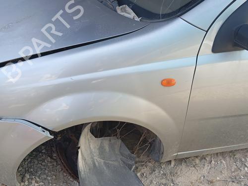 Used Left front fenders DAEWOO KALOS (KLAS) 1.2 (72 hp) 16225051