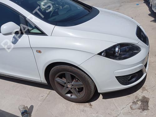 right-front-fenders-seat-altea-5p1-2004-2005-2006-2007-2008-2009-2010-2011-2012-2013-2014-2015-37020399 main image